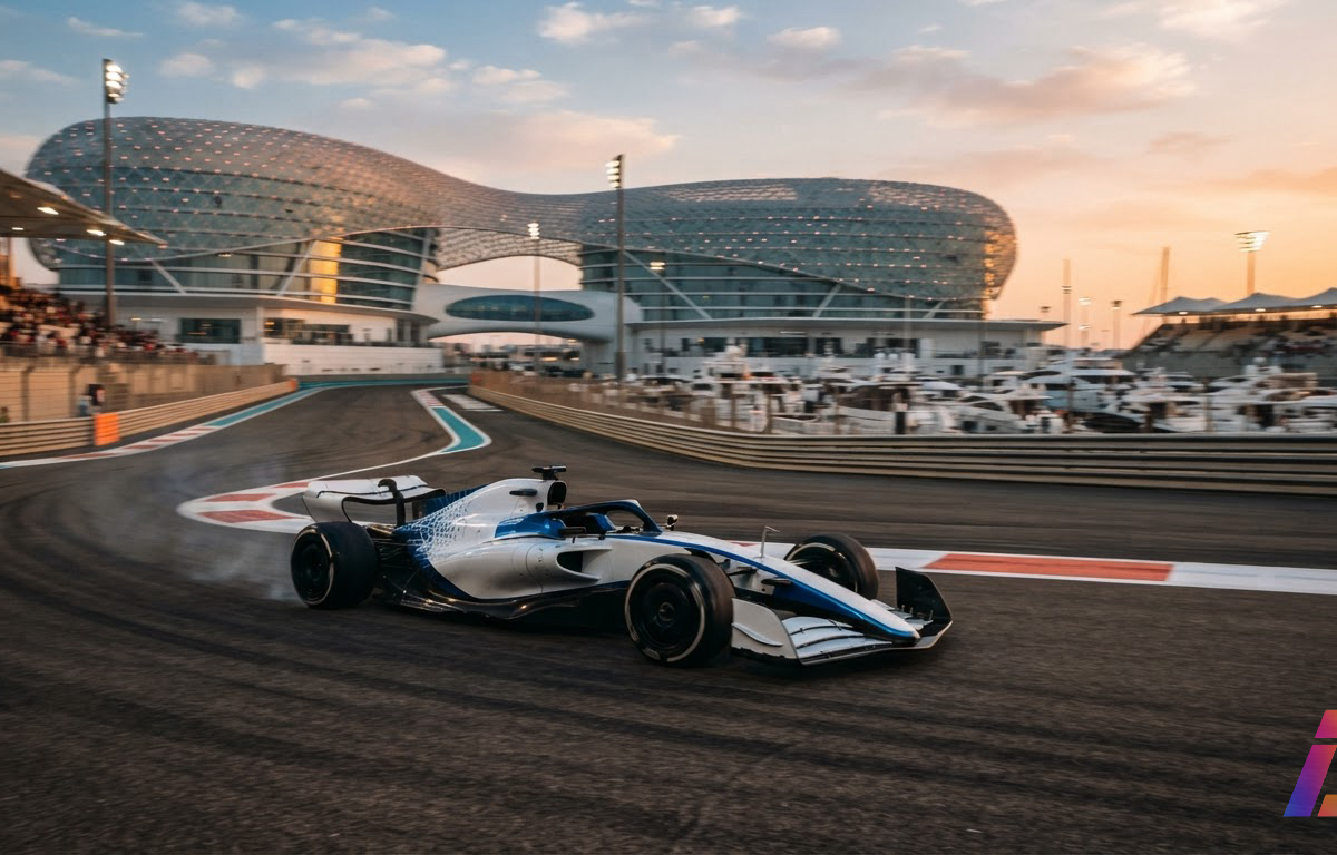 Carro de corrida autônomo, sem piloto na cabine, em alta velocidade na variante curta do circuito de Yas Marina, em Abu Dhabi, sob luz do fim de tarde